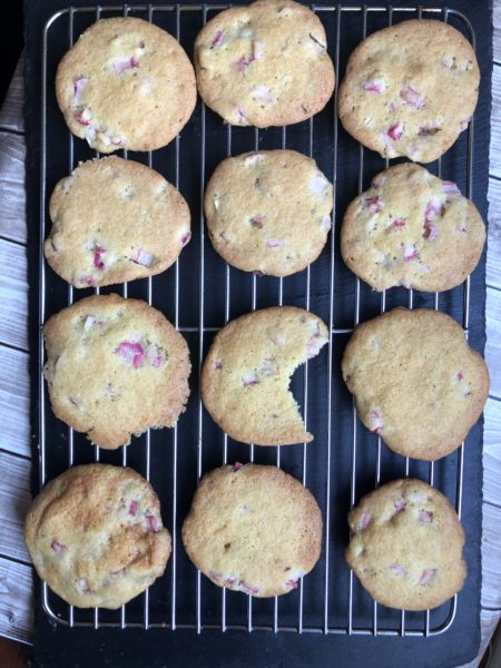 rhubarb lemon cookies