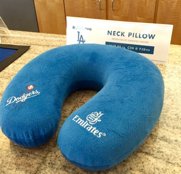 Dodger neck pillow